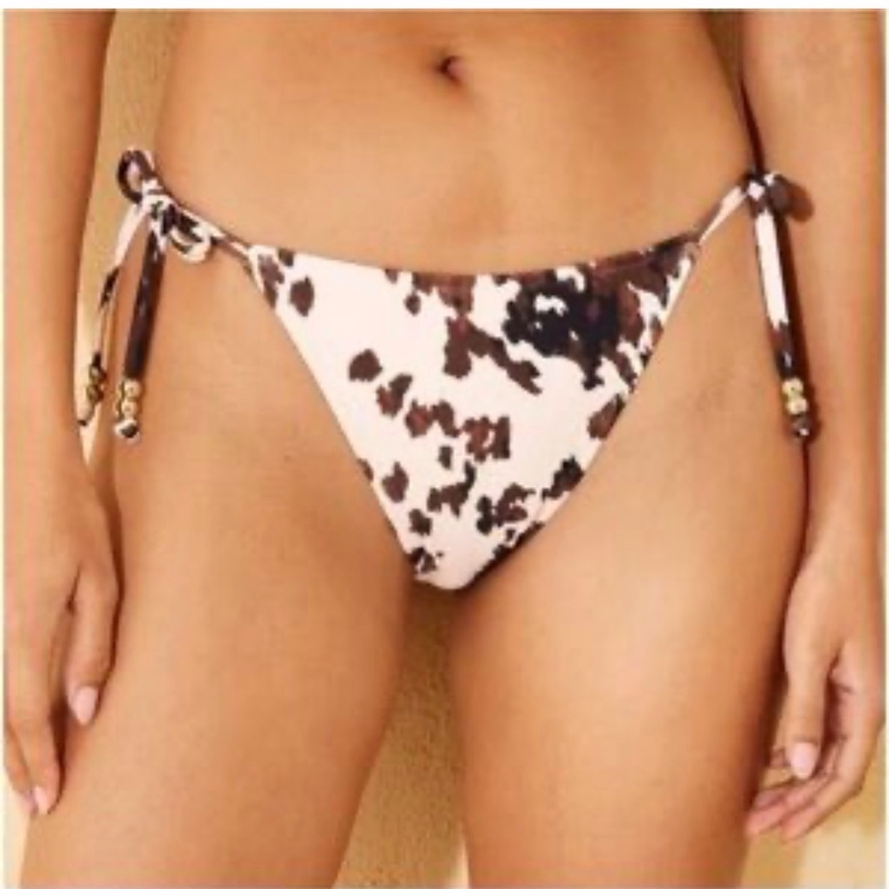 Wild Fable Cow Print Tie-Side Bikini Bottom
XS, L
New with Tags